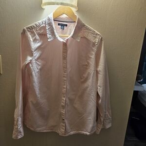 Tommy Hilfiger Women's Light Pink Button Down Shirt